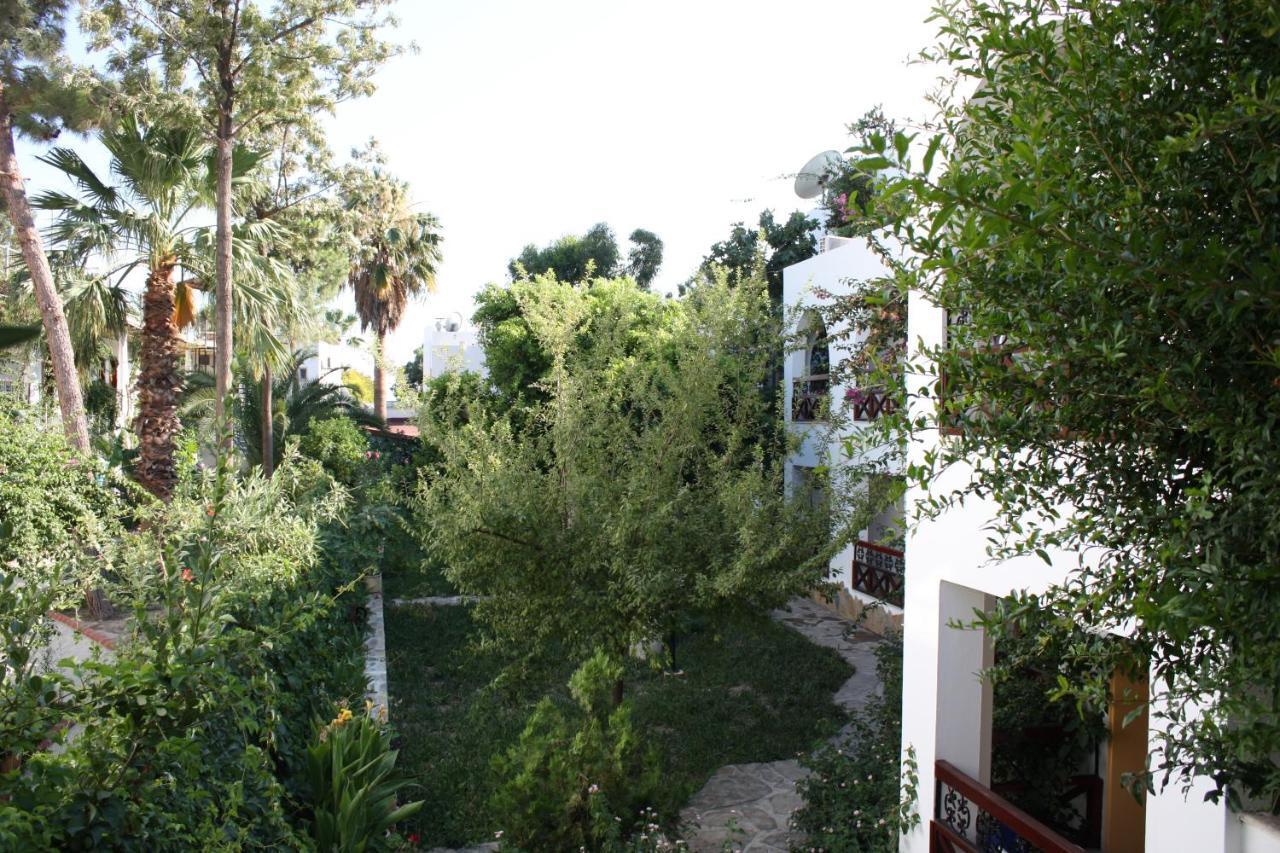Toloman Hotel Bitez Beach Extérieur photo
